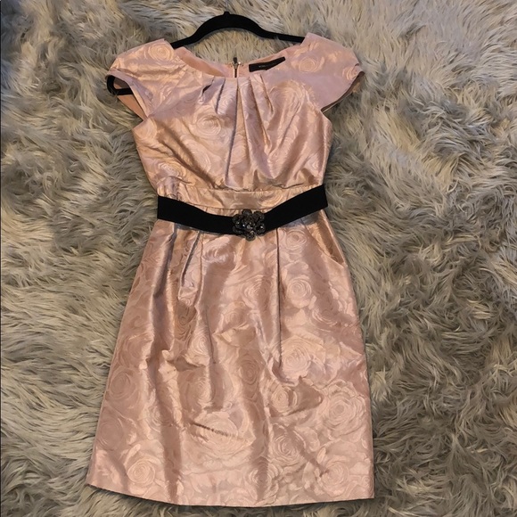 BCBGMaxAzria Dresses & Skirts - Dusty rose BCBG dress